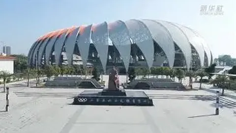 独家报道：利雅得新月欲签下萨拉赫，利物浦官方表态：未来方向待定