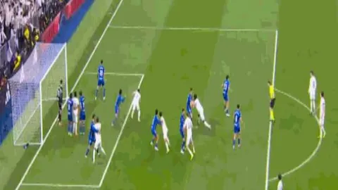 英格兰足球队前主帅索思盖特获爵士勋章