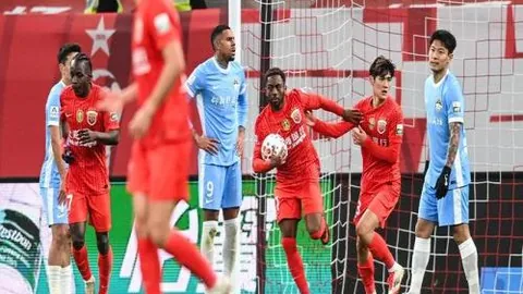 “迈阿密国际官方：厄瓜多尔球星奥邦多租借加盟”